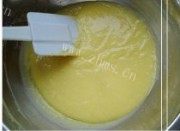美味的酸奶戚风蛋糕做法图解6)