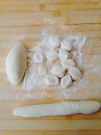 特下饭的韭菜鸡蛋煎饺做法图解6)