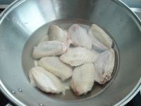 美味的糖醋鸡翅做法图解2)