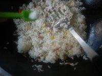 色味俱佳的培根炒饭