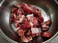 鲜香牛肉米线做法图解1)