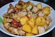 美味的苹果炒肉