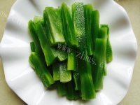 脆嫩可口的麻辣香锅做法图解2)