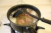 口感极佳的番茄牛腩面做法图解1)