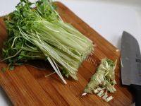 美味的上汤豆苗做法图解1)