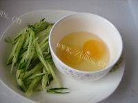 甘脆的黄瓜鸡蛋汤做法图解2)