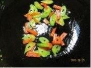 家常菜糖醋豆腐丁做法图解3)