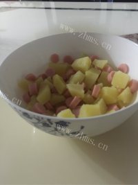 喷香的土豆沙拉做法图解5)