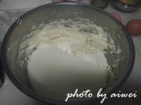 质嫩爽口的轻乳酪蛋糕做法图解3)
