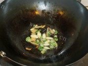 白菜炒年糕做法图解4)