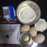 自制可可蛋糕做法图解1)
