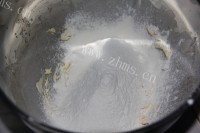 自制黑芝麻海苔饼干做法图解7)