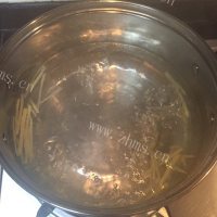 滋补猪肝瘦肉汤做法图解4)