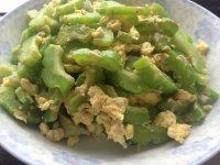 美味可口的苦瓜炒鸡蛋