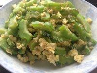 美味可口的苦瓜炒鸡蛋