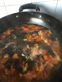 特下饭的番茄蛋汤做法图解4)