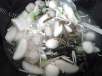 香菇丸海鲜汤的做法图解六