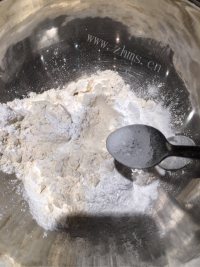 自制蓝莓马芬做法图解8)