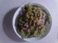 家常菜苦瓜炒肉片