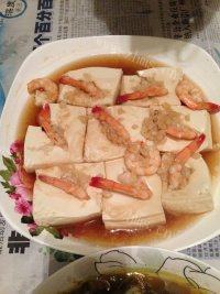 家常菜虾仁蒸豆腐