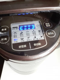 可口的小米藜麦粥做法图解3)
