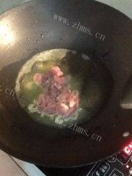 「健康美食」四季豆炒肉做法图解3)