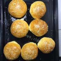 自制牛肉汉堡包做法图解11)