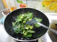 喷香的青菜豆腐汤做法图解4)