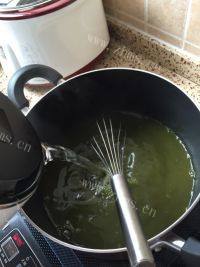 美味的抹茶凉粉做法图解6)