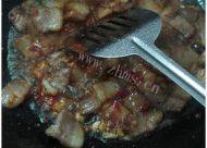 蒜苔回锅肉做法图解7)