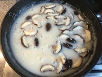 美味的香菇丝瓜鸡粥做法图解7)