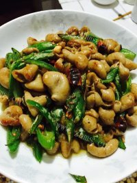 家常菜尖椒肥肠