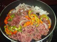 家常菜杂蔬炒牛肉做法图解6)