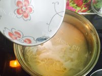 美味的葱油拌面做法图解11)