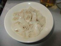 香菇肉酱拌面做法图解6)