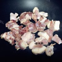 花雕嫩姜仔鸭煲做法图解4)