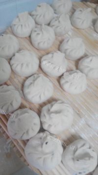 好吃的西葫素包子做法图解10)