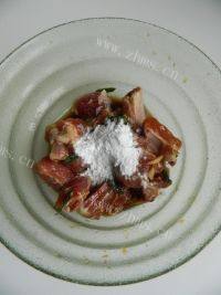 美味的蒜蓉豆豉蒸排骨做法图解11)