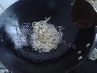 自己做的菜花炒肉做法图解3)