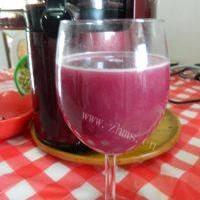 美味的紫甘蓝葡萄汁的做法图解七