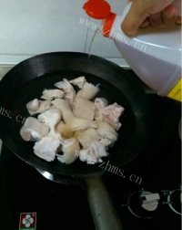 色香味俱全的炖猪蹄做法图解2)