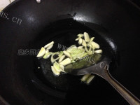 美味的醋溜土豆丝做法图解6)