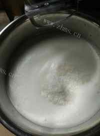 特下饭的戚风蛋糕做法图解9)