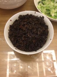 香喷喷的梅菜扣肉做法图解9)