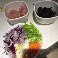香气浓郁的鱼香肉丝做法图解2)