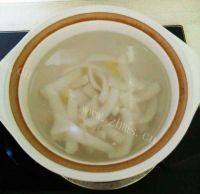 手工美食椰子鸡做法图解3)
