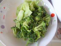 家常菜茄汁西兰花做法图解1)