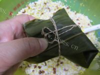 好吃的尖角素粽子做法图解12)