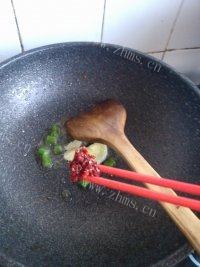 家常菜鲅鱼炖豆腐做法图解6)