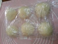 自制椰蓉面包卷做法图解5)